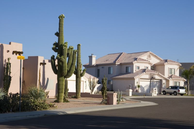 Arizona house with shingle roof