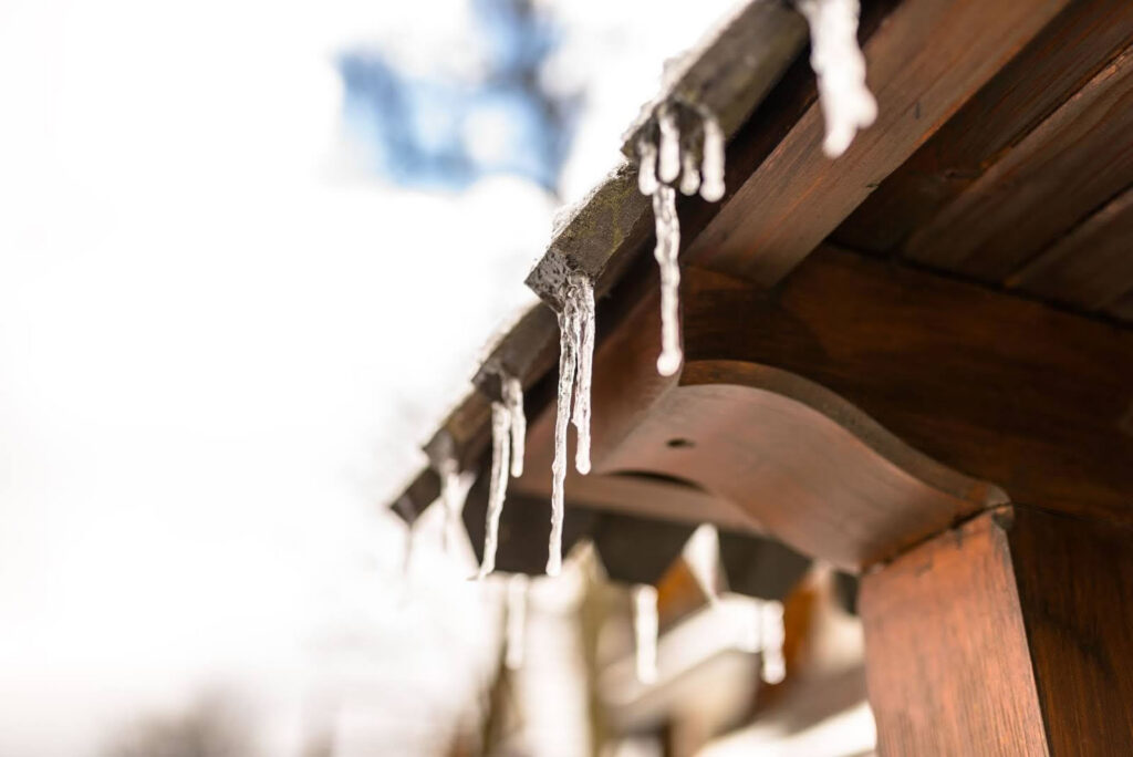 How Freeze–Thaw Cycles Damage Your Roof